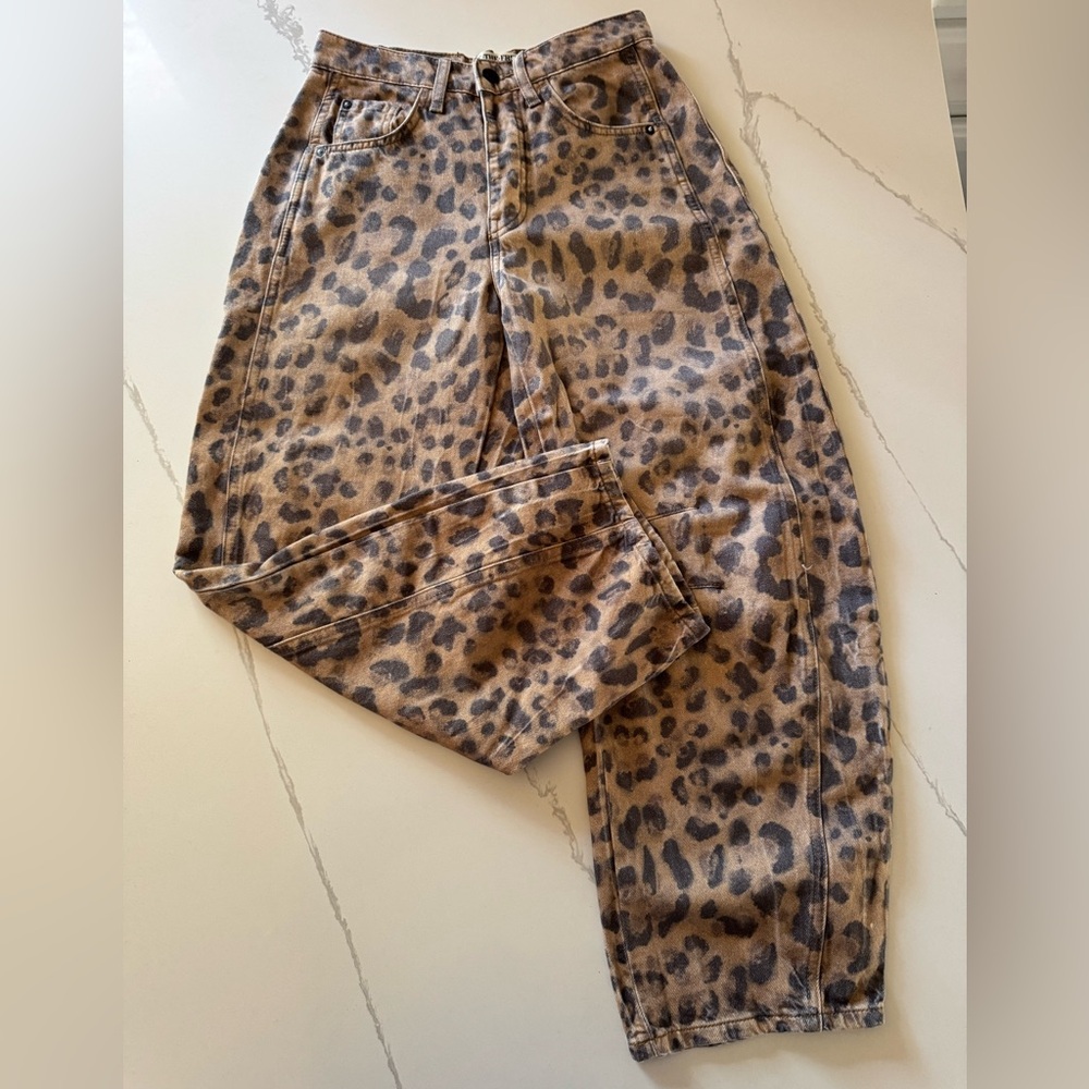We The Free Good Luck Printed Barrel Jeans • LEOPARD •